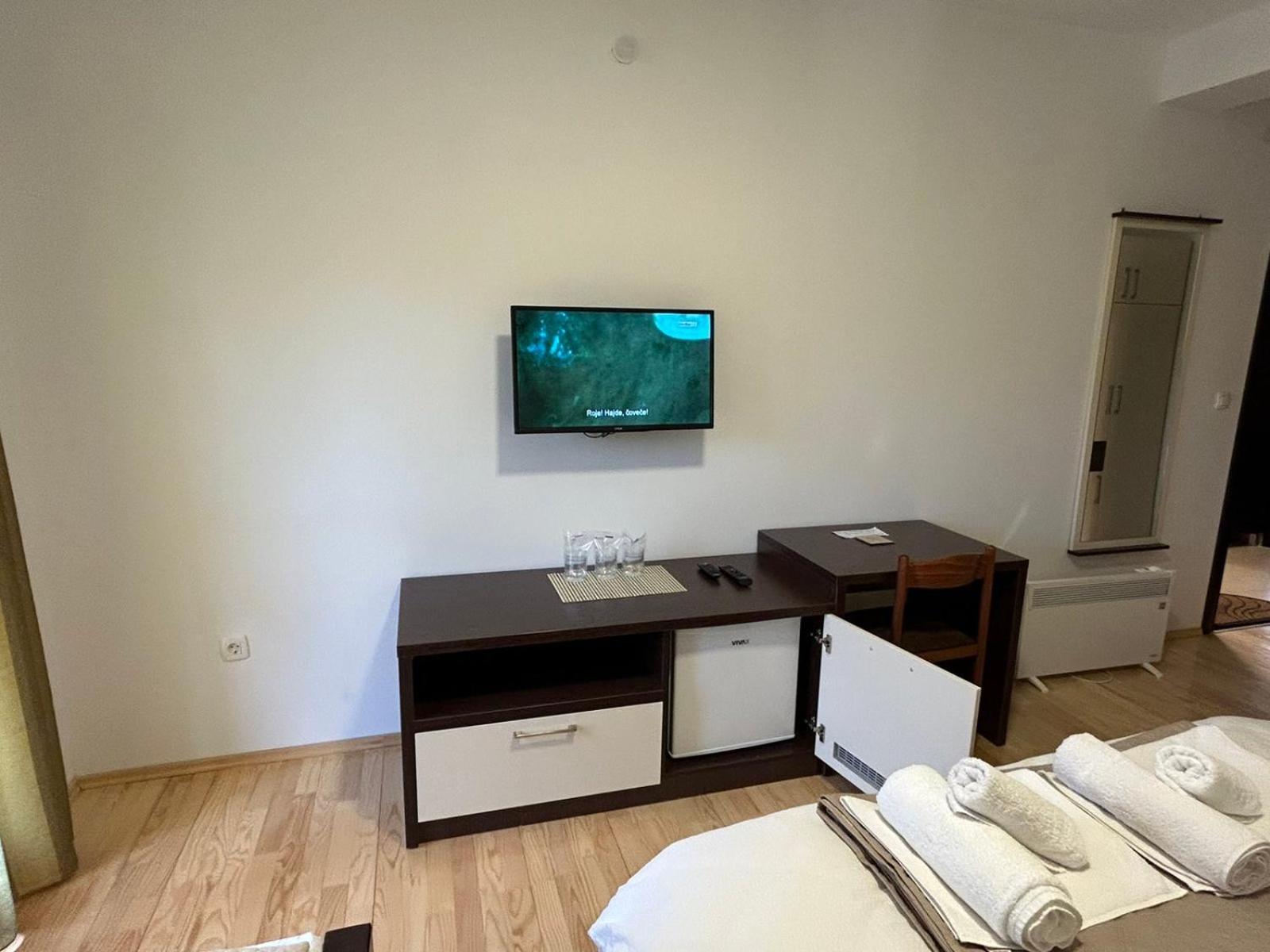 Vignjista Hotel Pluzine Luaran gambar