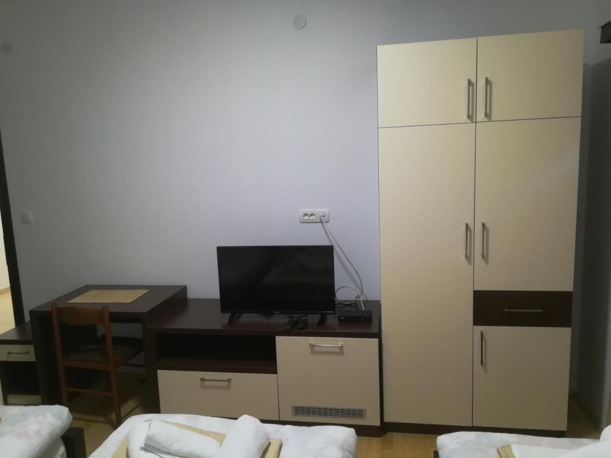 Vignjista Hotel Pluzine Luaran gambar